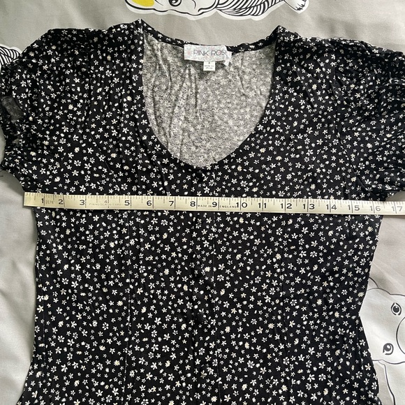 90’s style flowered dress. - Picture 6 of 8